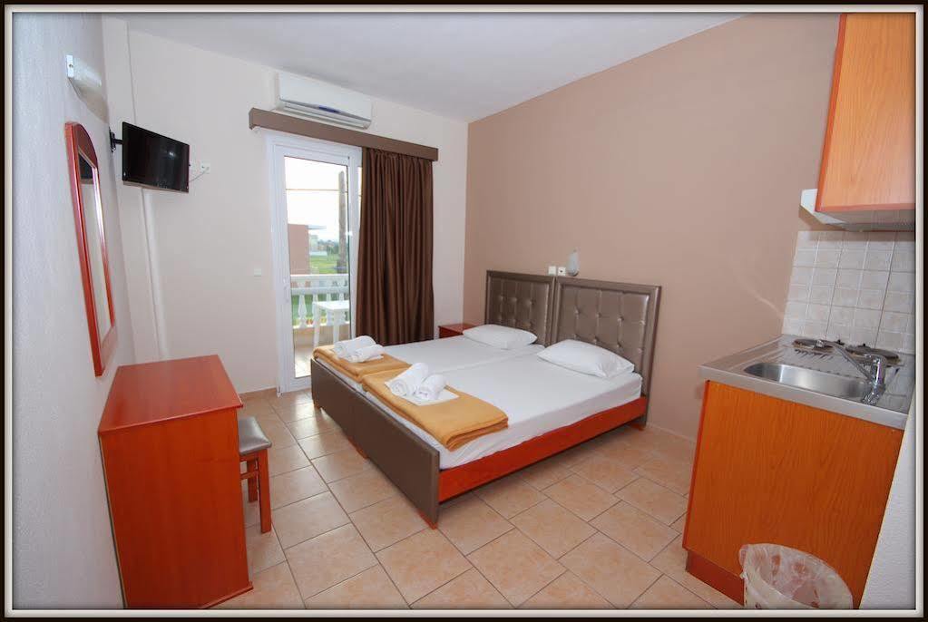 John & Eve Hotel Paralía المظهر الخارجي الصورة